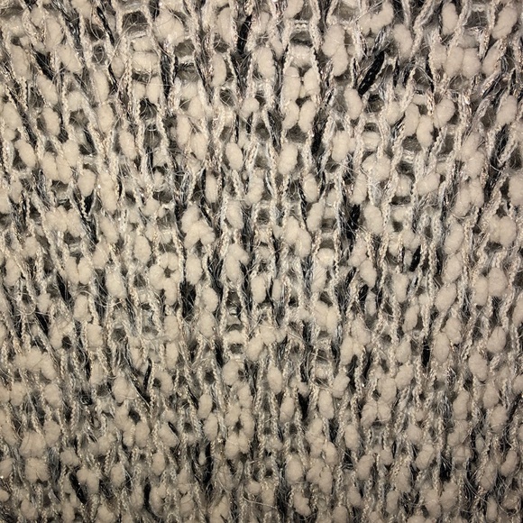 Black and white sparkle sweater - Picture 3 of 4